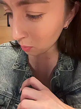 Holly_Play
