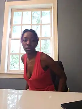 oliviaprettypussy webcam