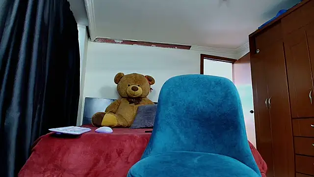 Samanntthaa__ live cam on StripChat