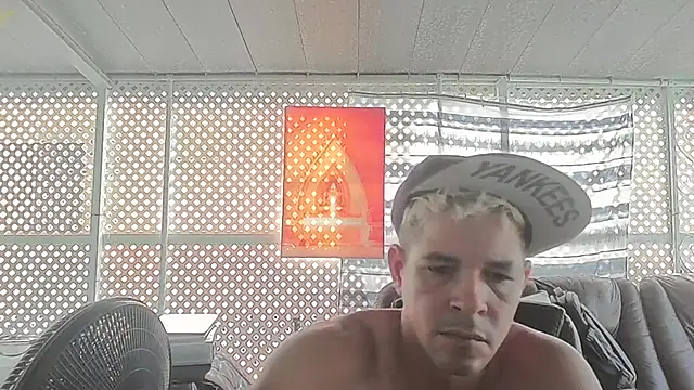 cubano1082 - Cubano1082's free webcam - UK Sex Cams
