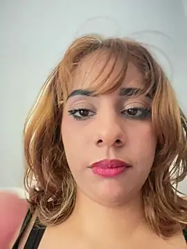 LeylaKnox
