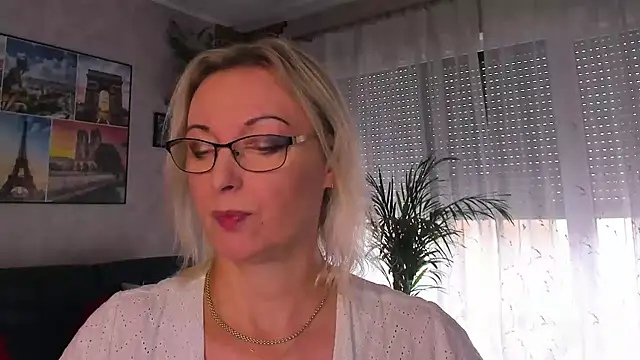 vanessa_chat live cam on StripChat