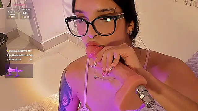 ChloeeMasonn webcam