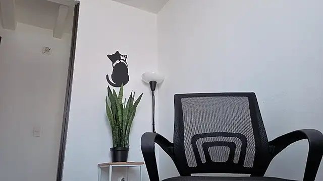 Arteemiiis live sex cam