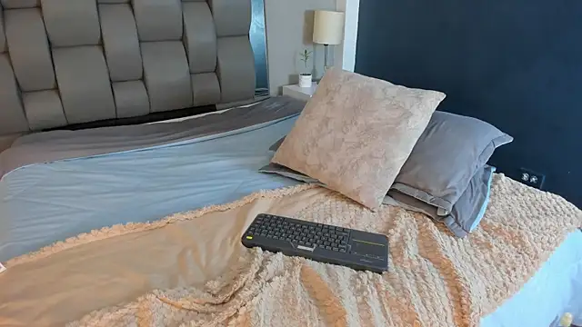 Charlie___Musk webcam