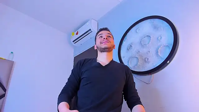 mike_257 webcam