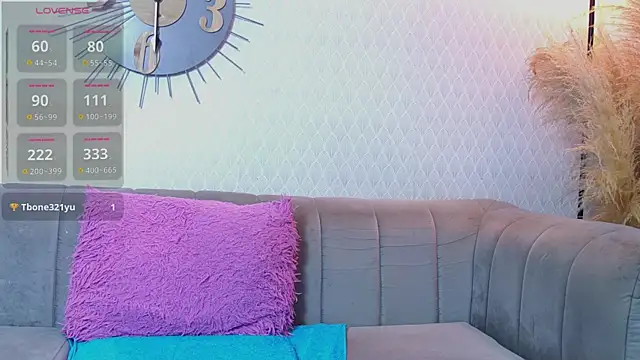 ammber_moon live cam on StripChat