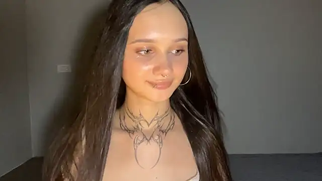 MayraLucarelli webcam