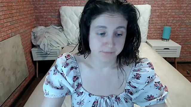 Holliy_Cooper webcam