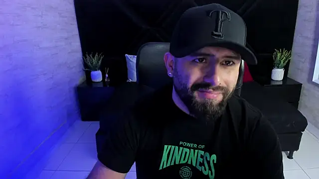 jhon_bear03 (M young) - worship your king until he cum
