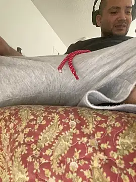 GusanoDelicioso live cam on StripChat