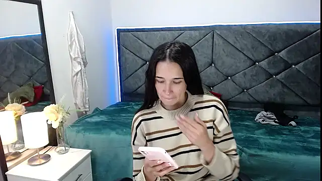 victoria_adams07 webcam