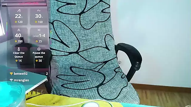 Hannah_Kiim webcam