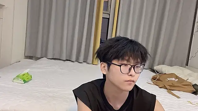 zijunzbzs live cam on StripChat