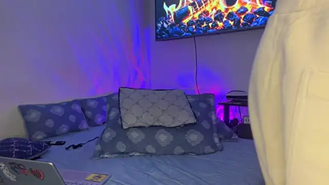 SexxxySquirterStev777 webcam