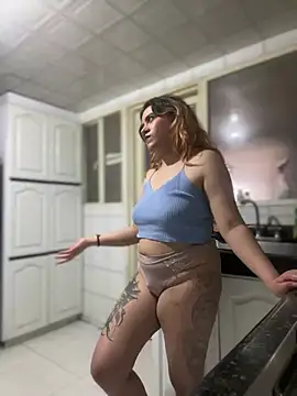 NikkiNix webcam