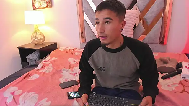 DreamHoney_SJ webcam