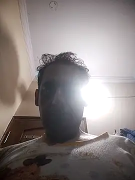 chuby38male live cam on StripChat