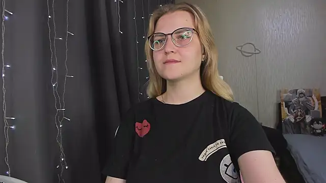 MissBrightShine webcam