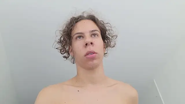 grey___27 - Grey___27's free webcam - UK Sex Cams