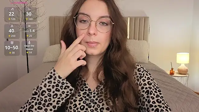 real_cutie1 - Real_cutie1's free webcam - UK Sex Cams
