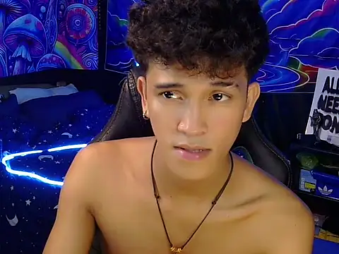 hugekenbigcock webcam