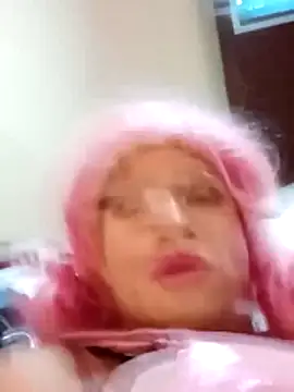 transreyna live cam on StripChat