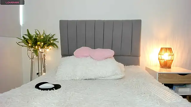 sophie_connors webcam