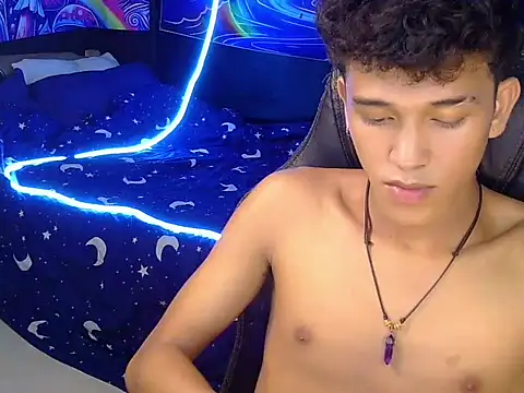 hugekenbigcock webcam
