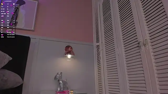 elodie_walker webcam