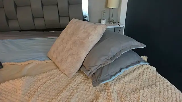 Charlie___Musk webcam