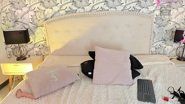Venusandrea29 webcam