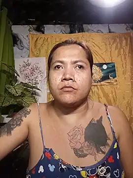 TabooSHOWgirl18 live cam on StripChat