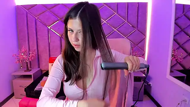sarah_sweett_ live cam on StripChat