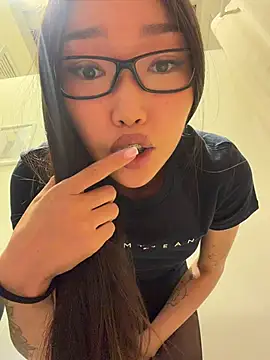 trytomakememoam stripchat