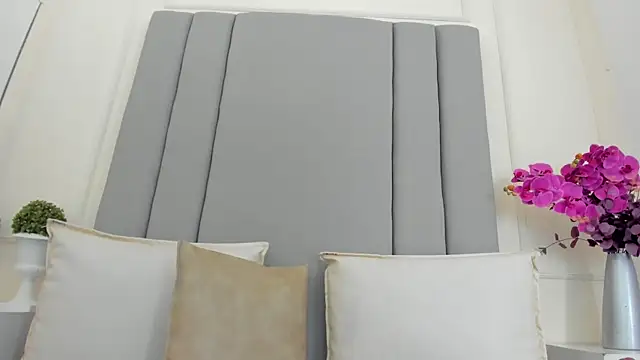 CannelaSmith webcam