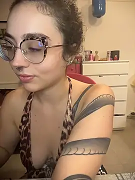 ladyturtle webcam
