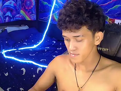 hugekenbigcock webcam