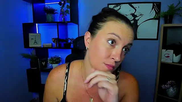 FUN_AMI live cam on StripChat