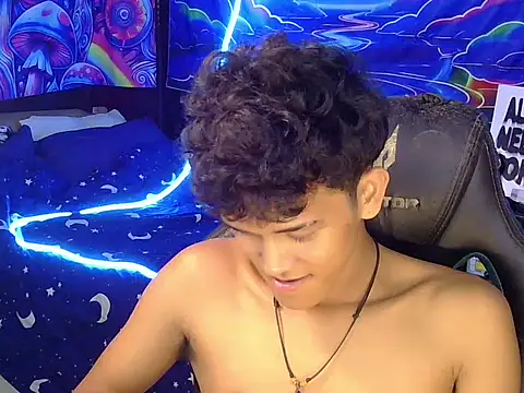hugekenbigcock webcam