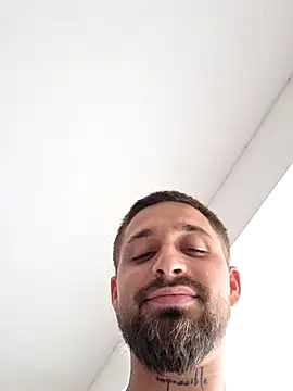 omarito100 webcam