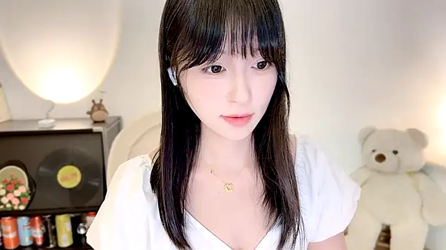 Onechestnut webcam