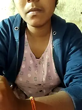 19SRIDEVITELUGU live cam on StripChat