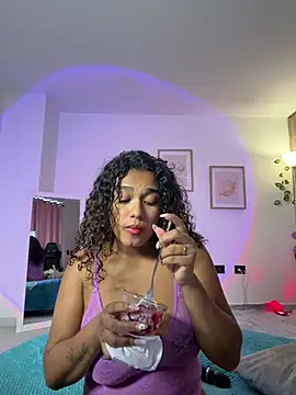 aleja_montiel__ webcam