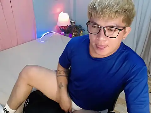 Fuckboii_intown webcam