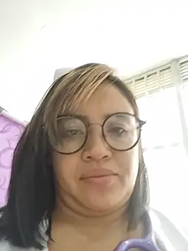 Melany-1 webcam