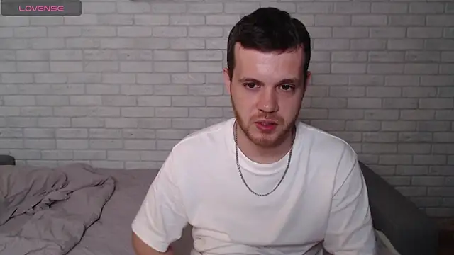 Alexxx_horny webcam