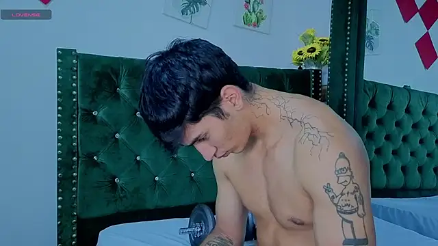 Zayn_Moretti webcam