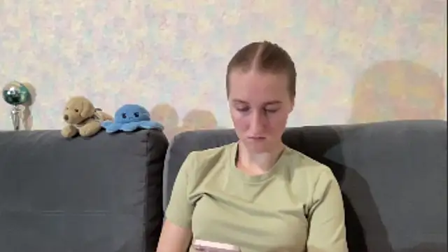 GainfulCoil live cam on StripChat