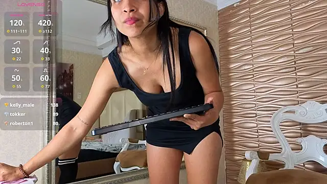 Miladiosa live cam on StripChat